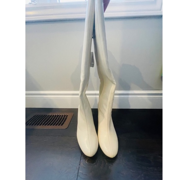 ZARA Off White Cream Knee High Heeled Leather Boots - Picture 4 of 16